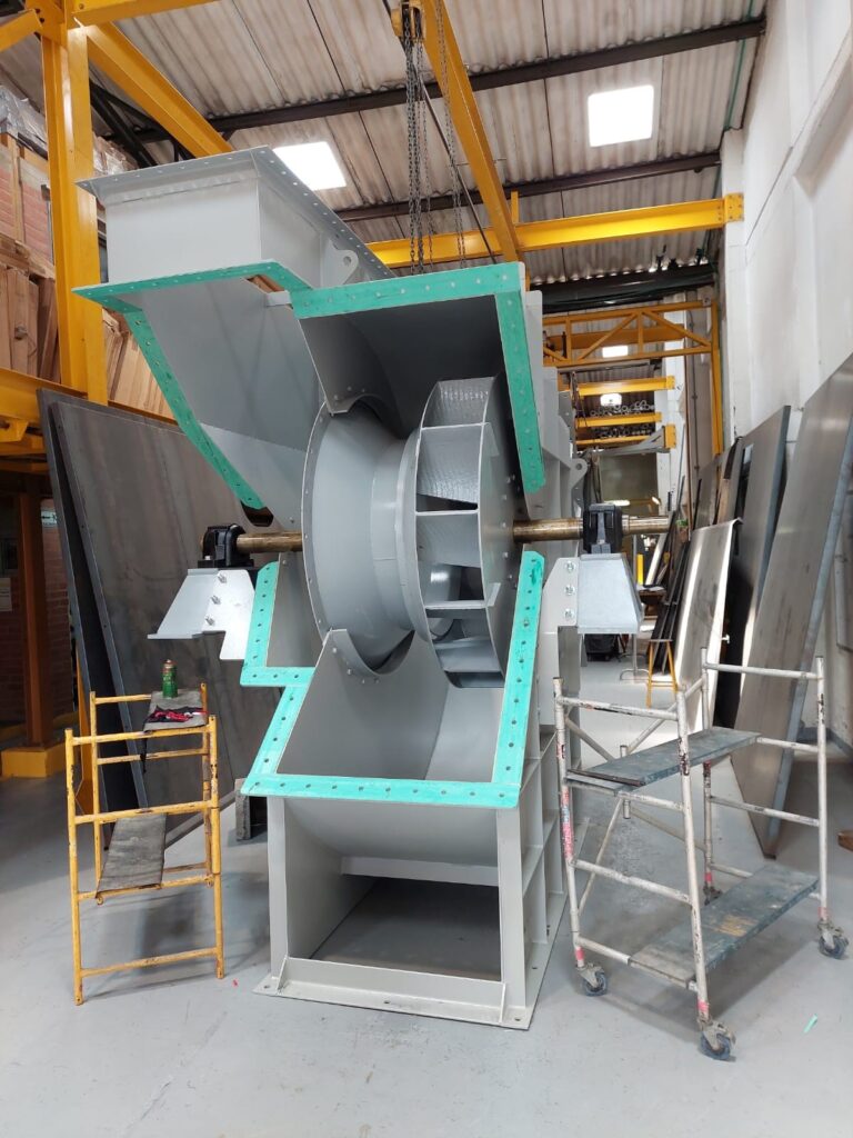 IPT Colombia desarrollando Ingeniería para incremento de capacidad de generación para caldera con quema de bagazo, generación de vapor 90.000 lb/h, presión de vapor de 320 psig y temperatura de 370 C